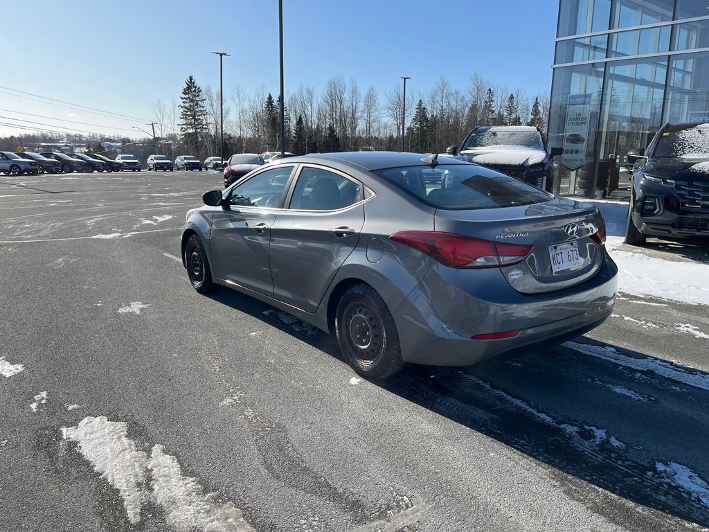 2014 Hyundai Elantra GL in Bathurst, New Brunswick - 8 - w1024h768px