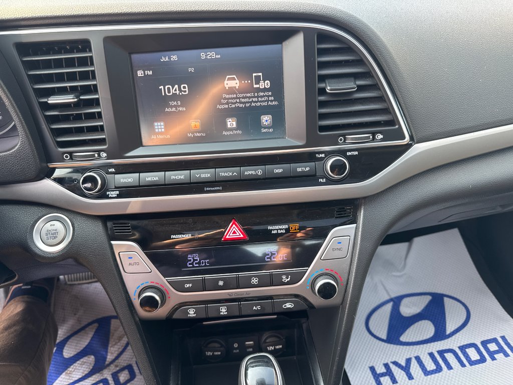 2017 Hyundai Elantra GLS in Bathurst, New Brunswick - 16 - w1024h768px