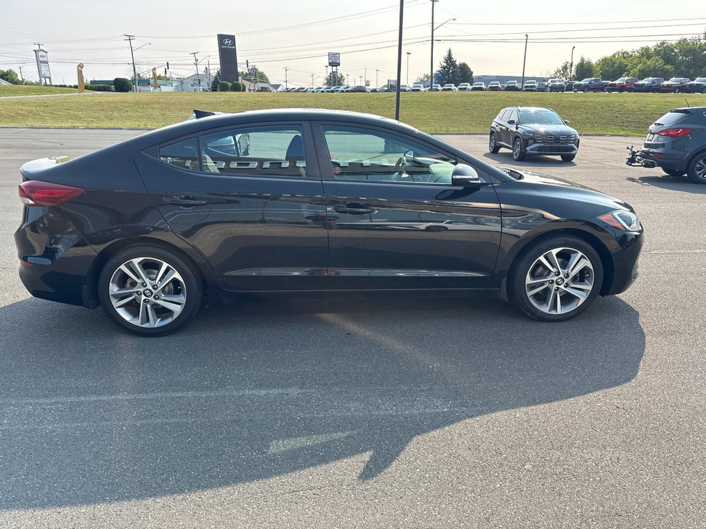 2017 Hyundai Elantra GLS in Bathurst, New Brunswick - 4 - w1024h768px