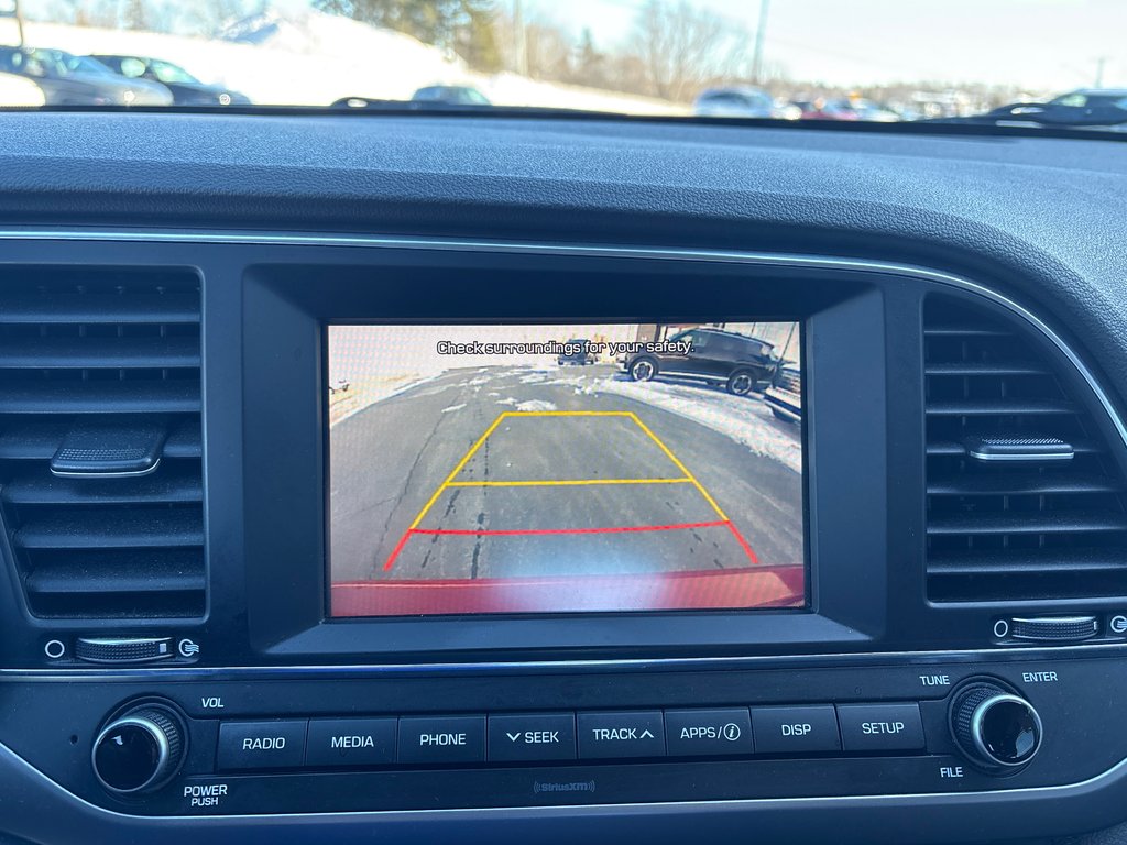 Hyundai Elantra GL 2018 à Bathurst, Nouveau-Brunswick - 19 - w1024h768px