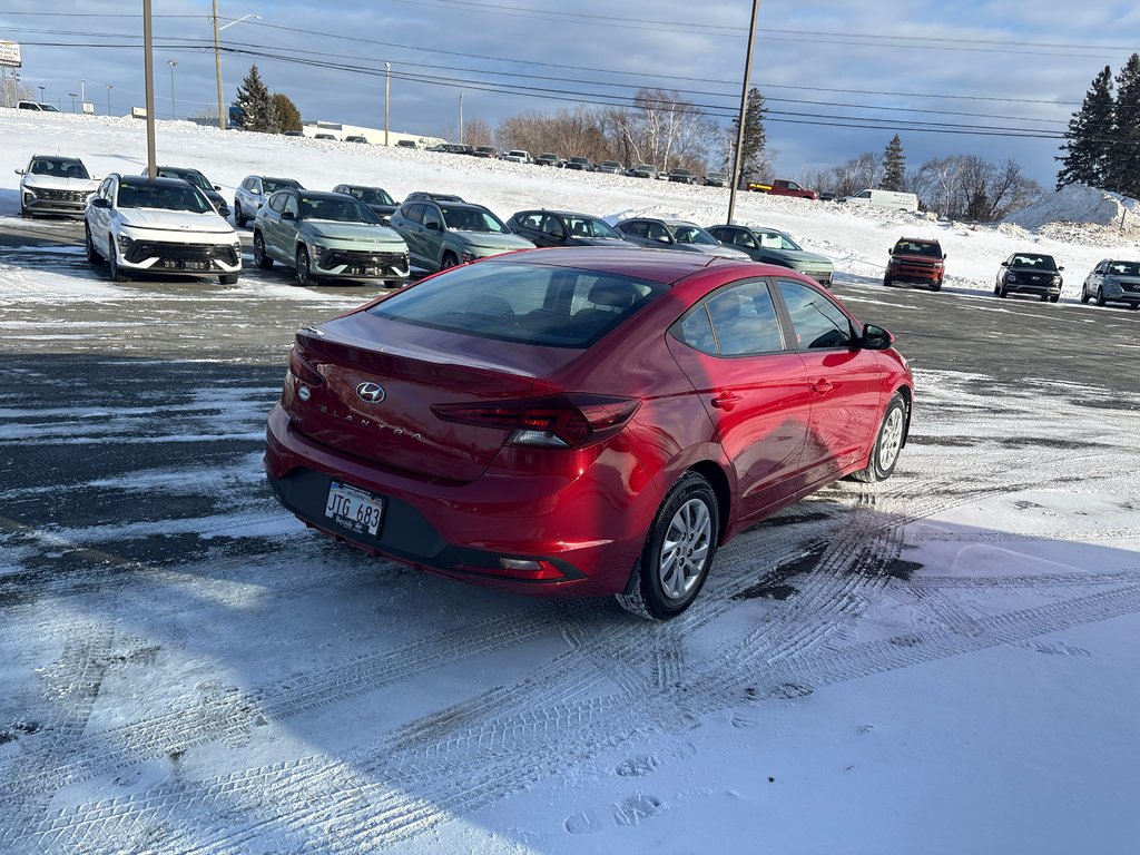 2019 Hyundai Elantra Essential in Bathurst, New Brunswick - 5 - w1024h768px