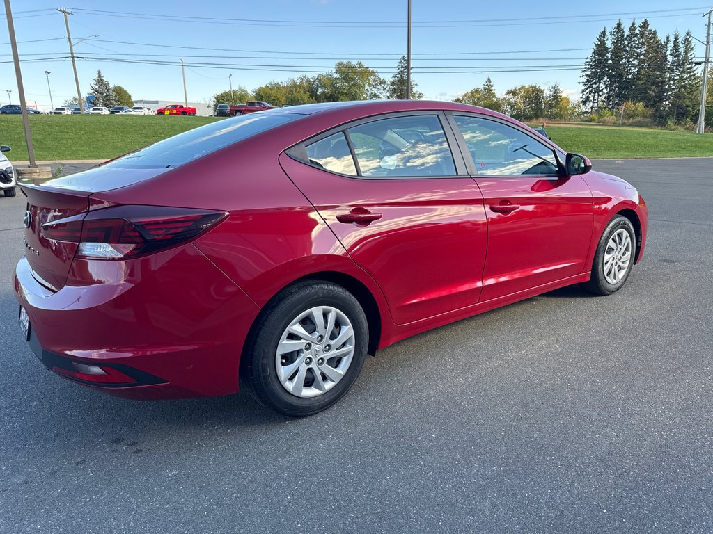 2020  Elantra Essential in Bathurst, New Brunswick - 6 - w1024h768px