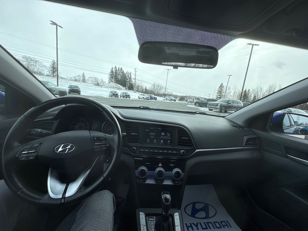 2020 Hyundai Elantra Preferred in Bathurst, New Brunswick - 22 - w1024h768px