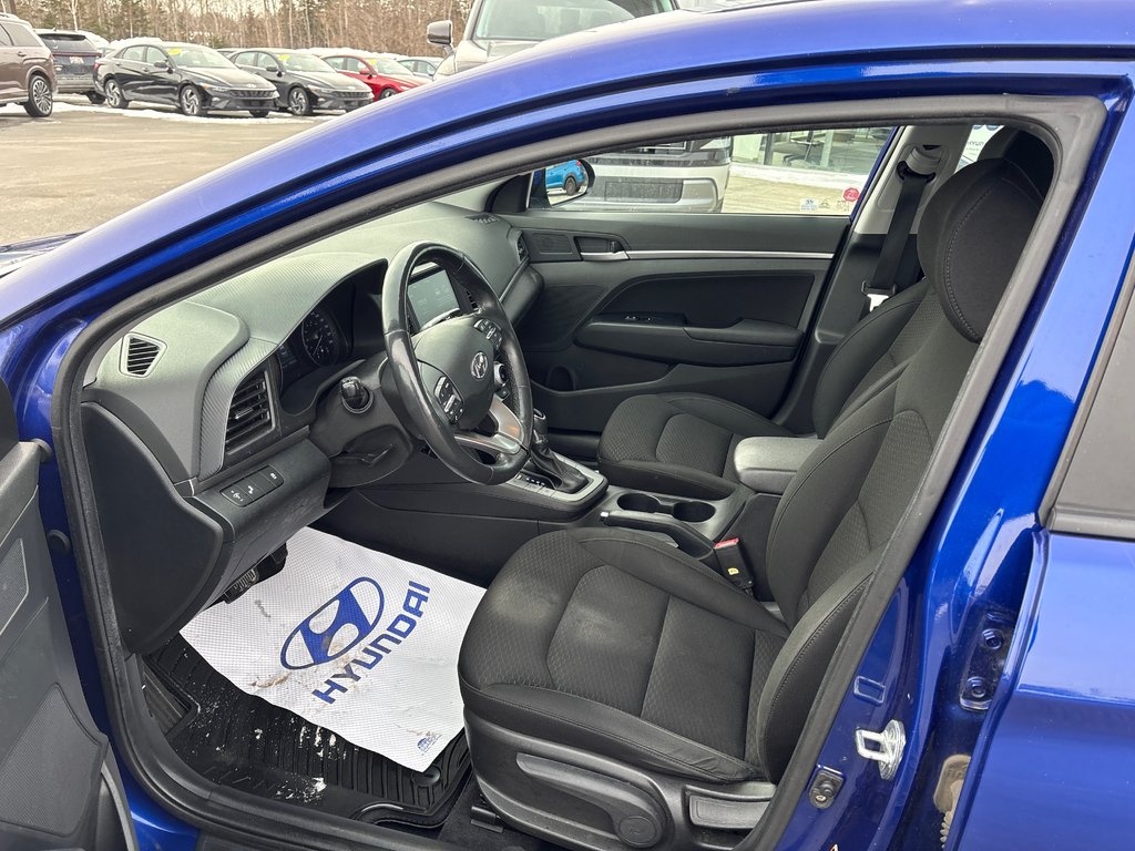 2020 Hyundai Elantra Preferred in Bathurst, New Brunswick - 8 - w1024h768px