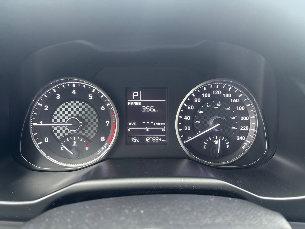 Hyundai Elantra Essential 2020 à Bathurst, Nouveau-Brunswick - 14 - w1024h768px