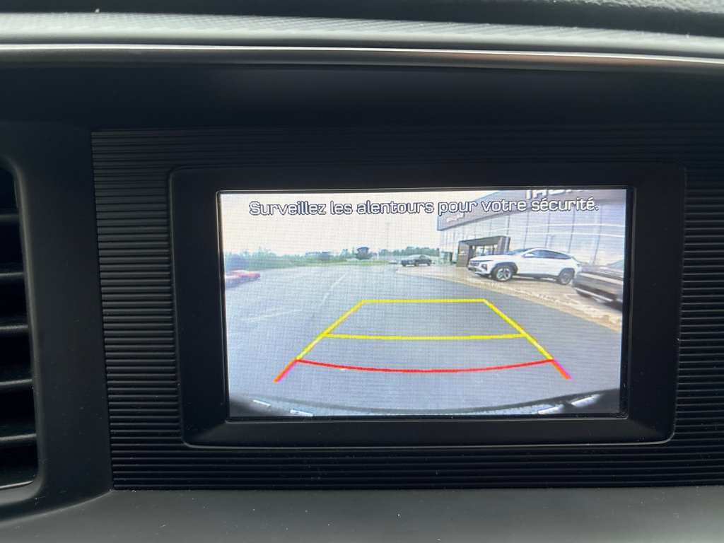 Hyundai Elantra Essential 2020 à Bathurst, Nouveau-Brunswick - 17 - w1024h768px