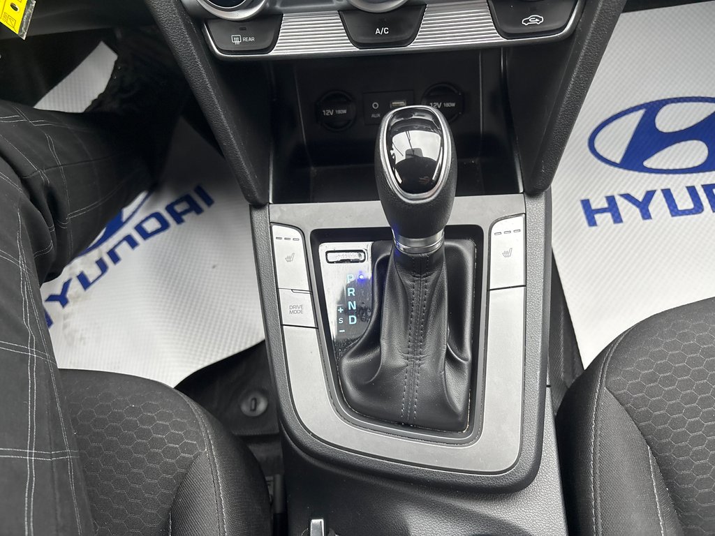 Hyundai Elantra Essential 2020 à Bathurst, Nouveau-Brunswick - 19 - w1024h768px