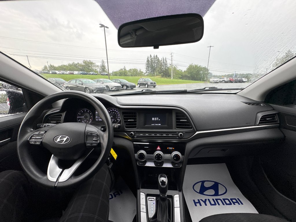 Hyundai Elantra Essential 2020 à Bathurst, Nouveau-Brunswick - 20 - w1024h768px