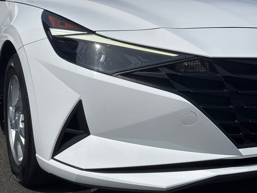 2021 Hyundai Elantra Essential in Bathurst, New Brunswick - 21 - w1024h768px