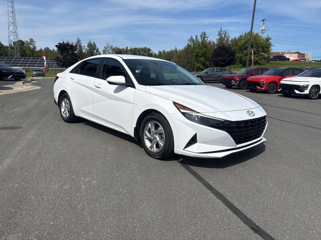 2021 Hyundai Elantra Essential in Bathurst, New Brunswick - 5 - w1024h768px