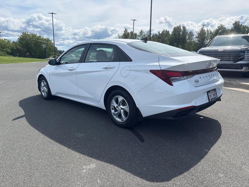 2021 Hyundai Elantra Essential in Bathurst, New Brunswick - 9 - w1024h768px