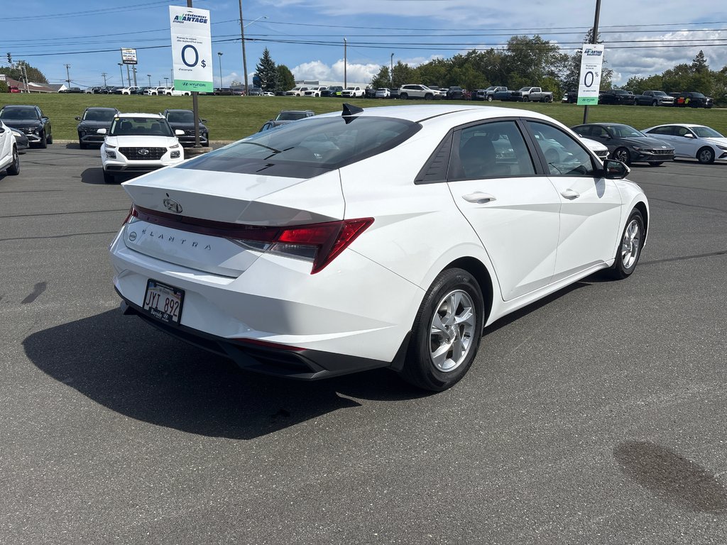 2021 Hyundai Elantra Essential in Bathurst, New Brunswick - 7 - w1024h768px