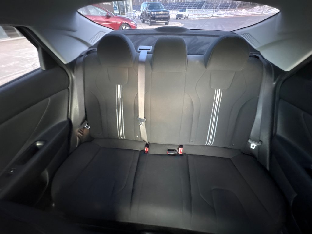 Hyundai Elantra Preferred 2022 à Bathurst, Nouveau-Brunswick - 17 - w1024h768px