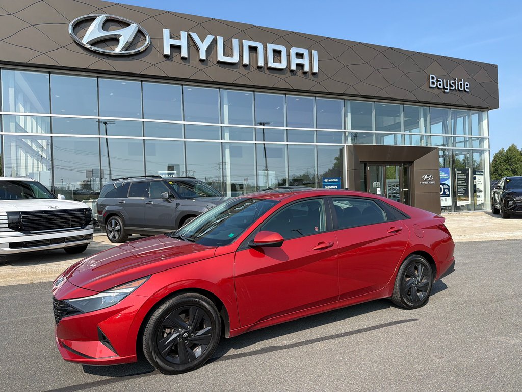 2022 Hyundai Elantra Preferred in Bathurst, New Brunswick - 1 - w1024h768px