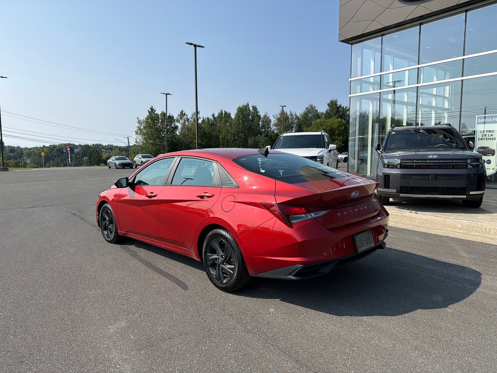 2022 Hyundai Elantra Preferred in Bathurst, New Brunswick - 4 - w1024h768px