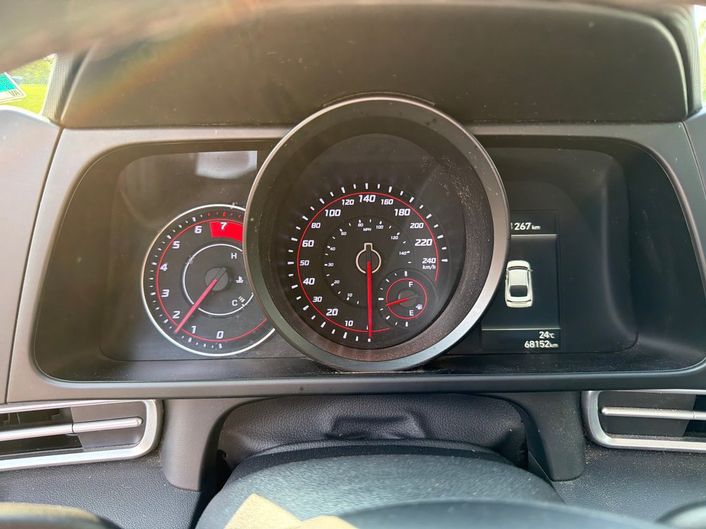 2022 Hyundai Elantra Preferred in Bathurst, New Brunswick - 10 - w1024h768px