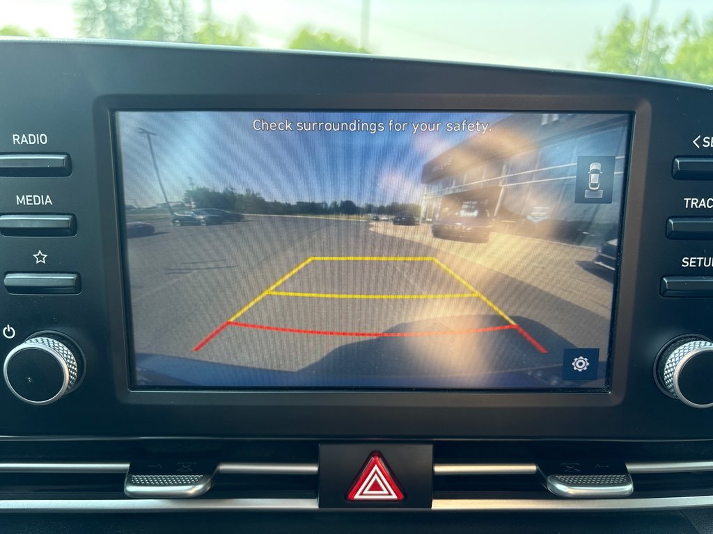 2023 Hyundai Elantra Preferred in Bathurst, New Brunswick - 22 - w1024h768px