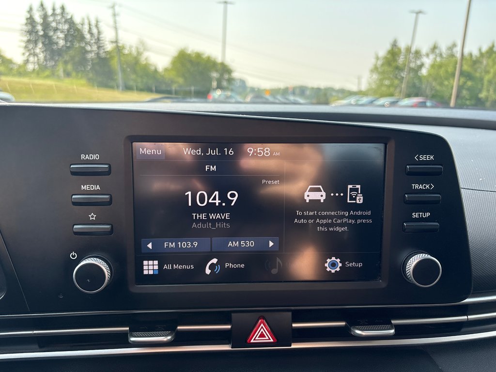 2023 Hyundai Elantra Preferred in Bathurst, New Brunswick - 16 - w1024h768px