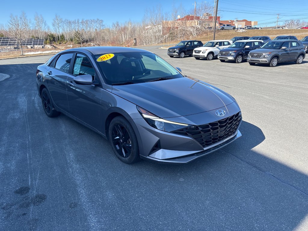 Hyundai Elantra Preferred 2023 à Bathurst, Nouveau-Brunswick - 7 - w1024h768px