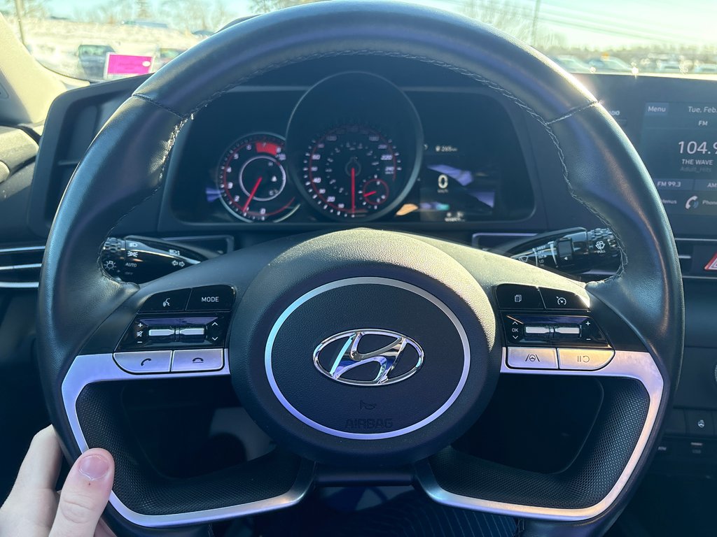 2023 Hyundai Elantra Preferred in Bathurst, New Brunswick - 20 - w1024h768px