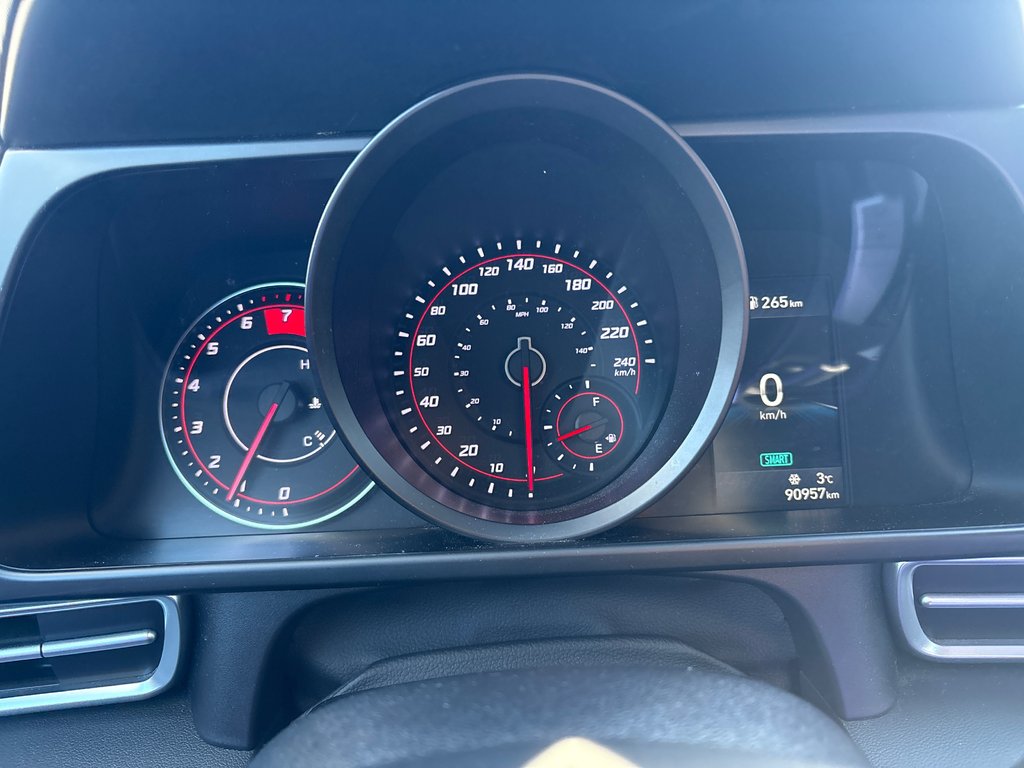 2023 Hyundai Elantra Preferred in Bathurst, New Brunswick - 19 - w1024h768px