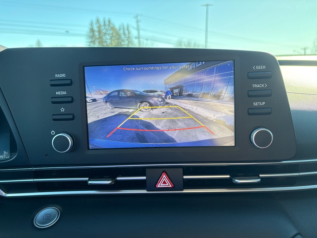 2023 Hyundai Elantra Preferred in Bathurst, New Brunswick - 22 - w1024h768px