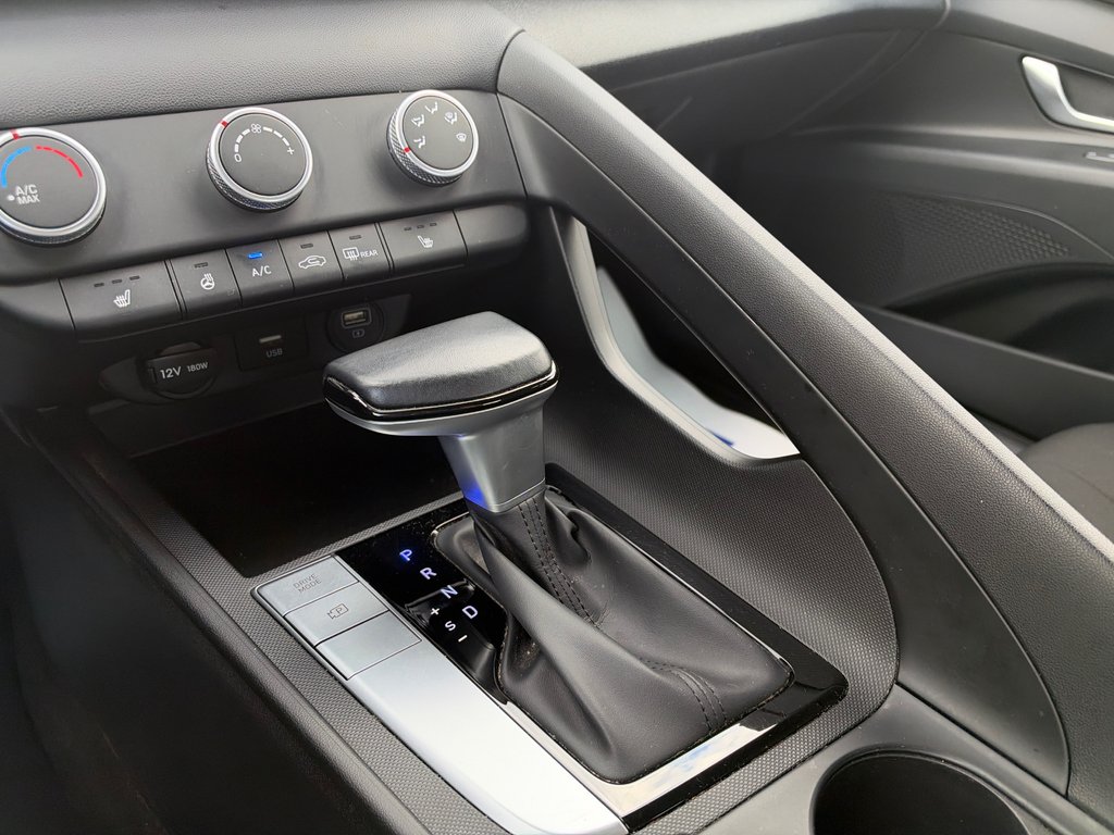 2023 Hyundai Elantra Preferred in Bathurst, New Brunswick - 23 - w1024h768px