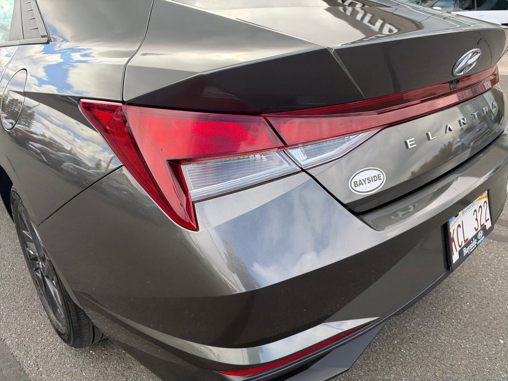 2023 Hyundai Elantra Preferred in Bathurst, New Brunswick - 4 - w1024h768px