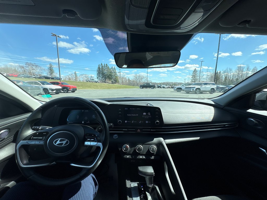 Hyundai Elantra Preferred 2024 à Bathurst, Nouveau-Brunswick - 25 - w1024h768px