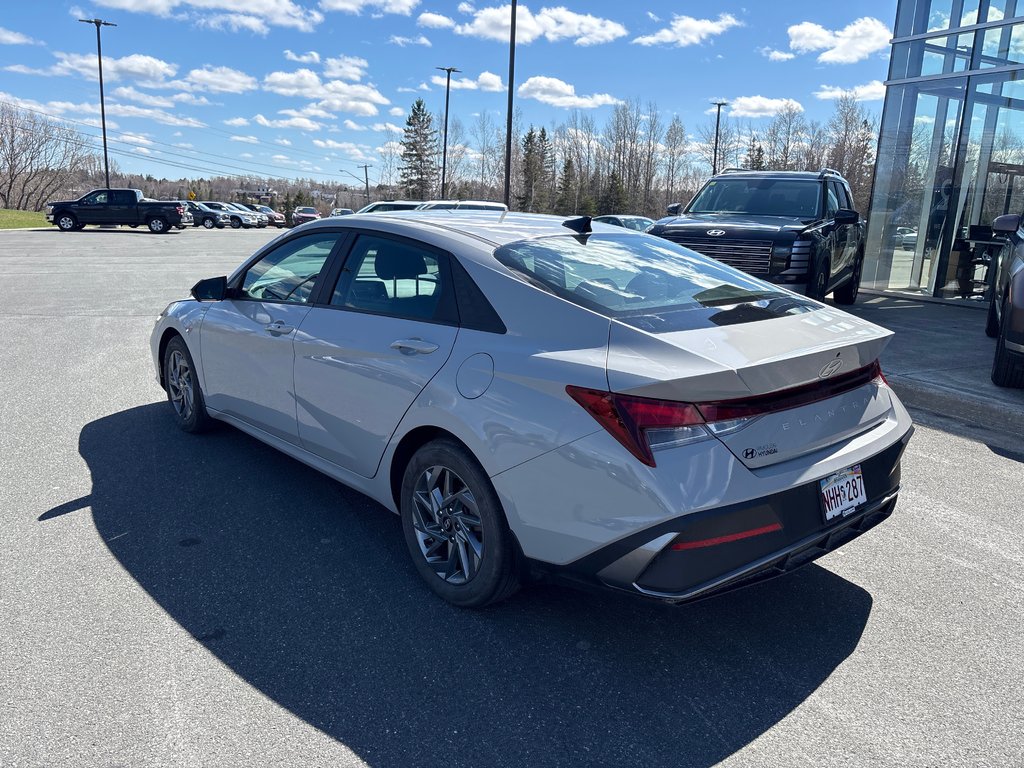 Hyundai Elantra Preferred 2024 à Bathurst, Nouveau-Brunswick - 7 - w1024h768px