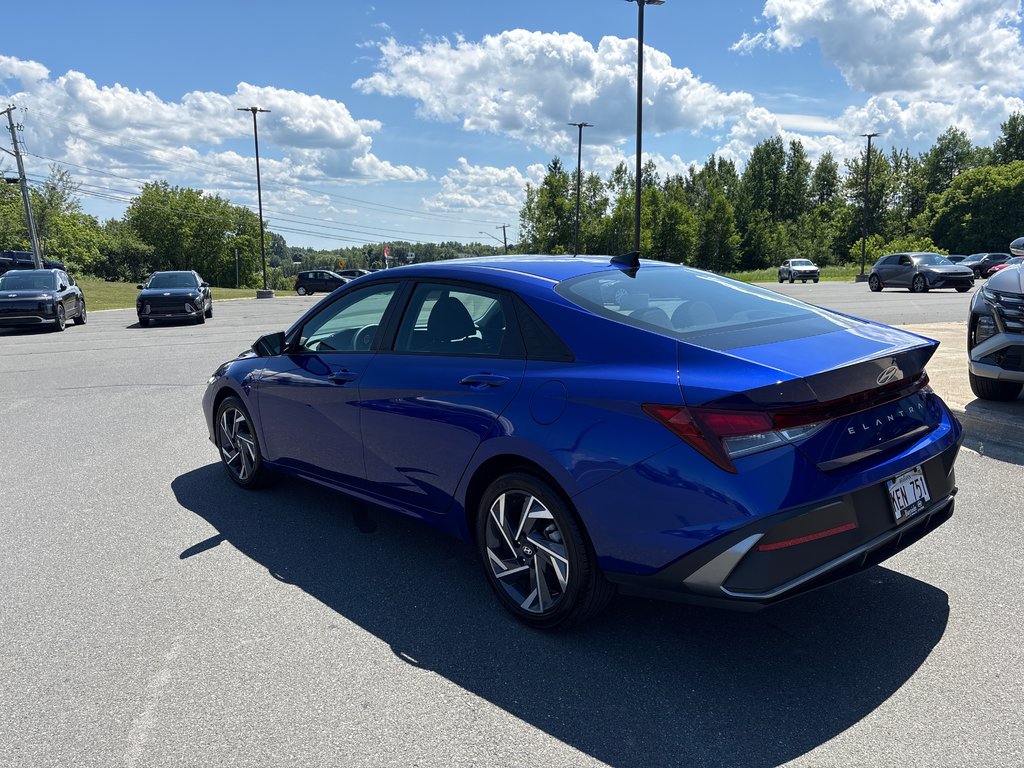2025 Hyundai Elantra Preferred IVT w/Tech Pkg in Bathurst, New Brunswick - 8 - w1024h768px