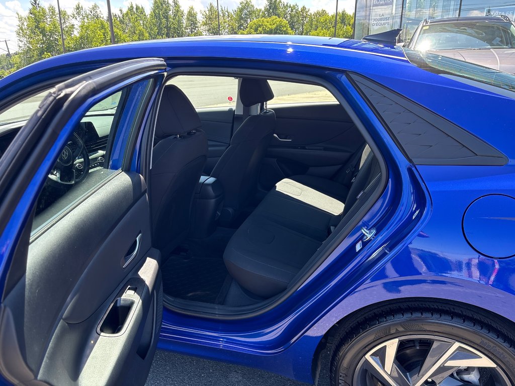 2025 Hyundai Elantra Preferred IVT w/Tech Pkg in Bathurst, New Brunswick - 10 - w1024h768px