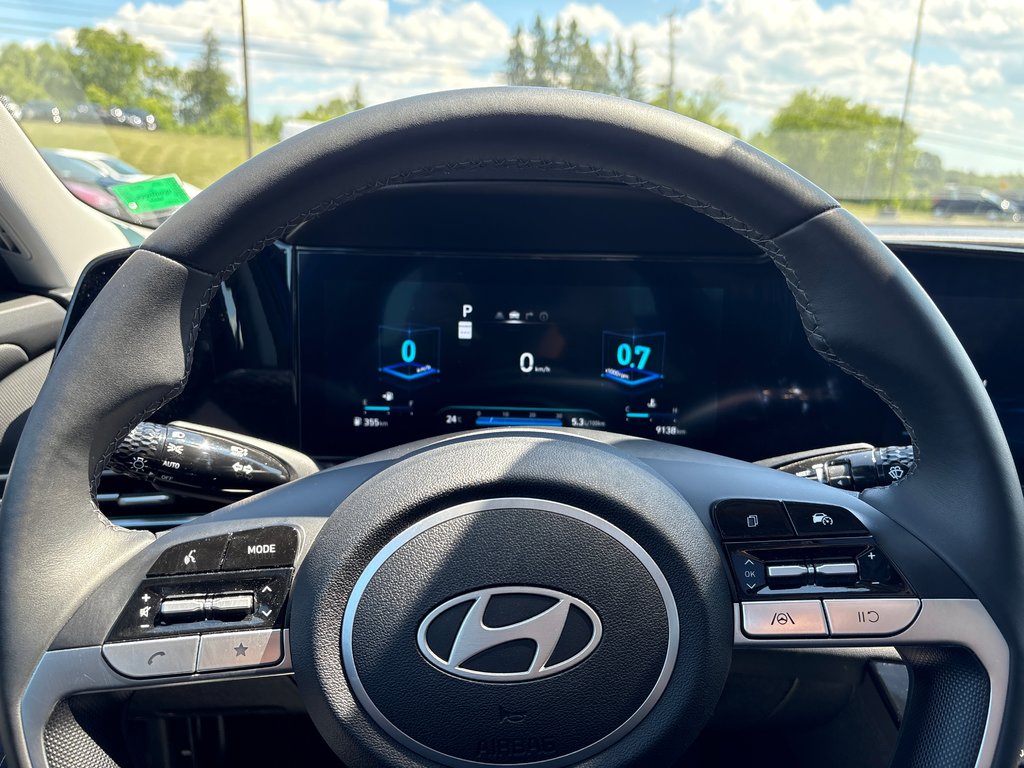 2025 Hyundai Elantra Preferred IVT w/Tech Pkg in Bathurst, New Brunswick - 12 - w1024h768px
