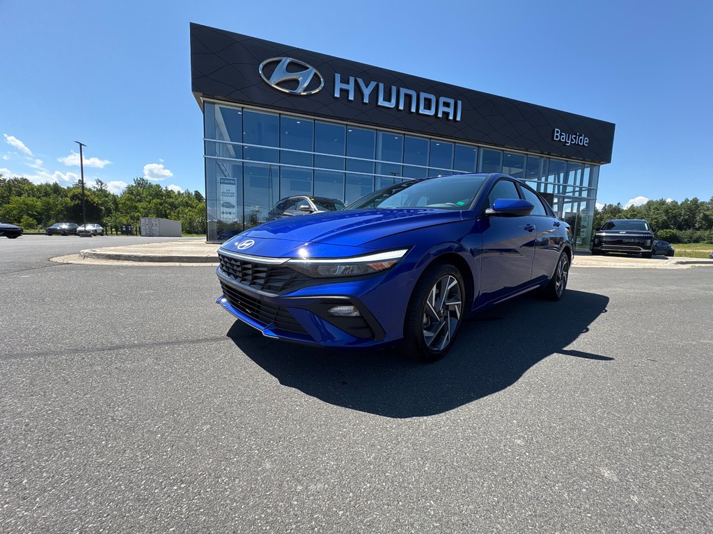 2025 Hyundai Elantra Preferred IVT w/Tech Pkg in Bathurst, New Brunswick - 3 - w1024h768px