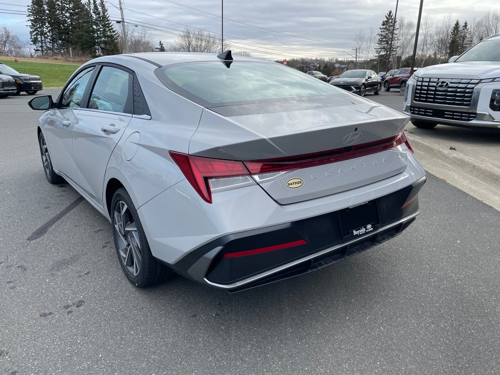 Elantra Luxury IVT 2025 à Bathurst, Nouveau-Brunswick - 6 - w1024h768px