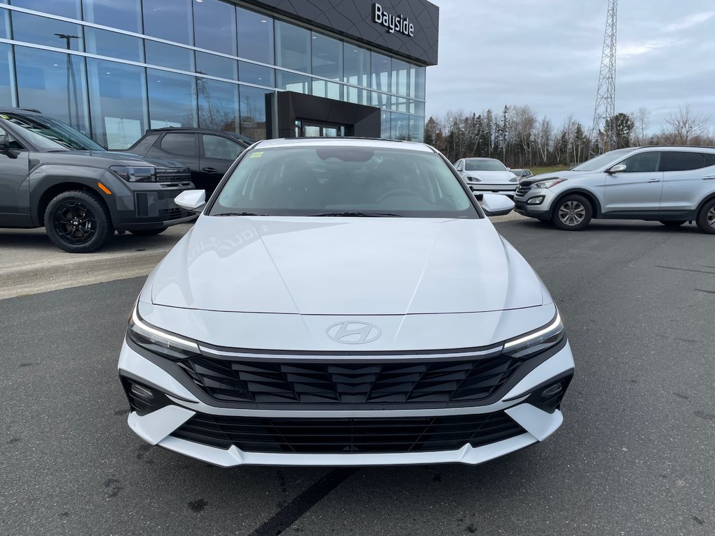 Elantra Preferred IVT w/Tech Pkg 2025 à Bathurst, Nouveau-Brunswick - 2 - w1024h768px