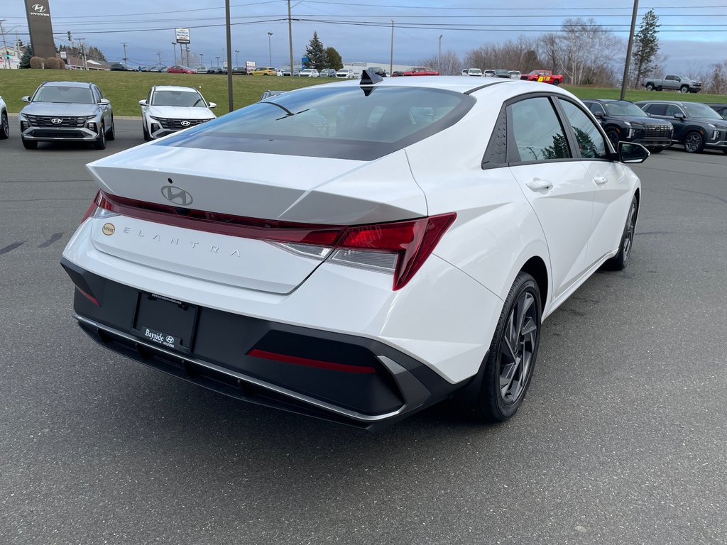 Elantra Preferred IVT w/Tech Pkg 2025 à Bathurst, Nouveau-Brunswick - 5 - w1024h768px