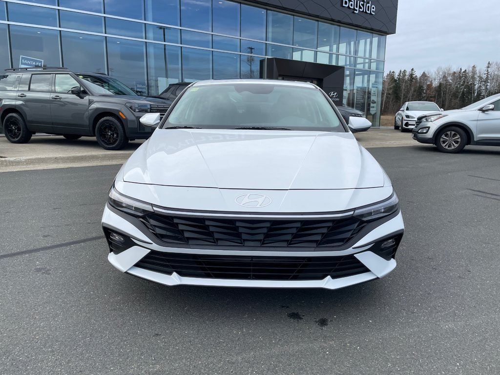 2025  Elantra Preferred IVT w/Tech Pkg in Bathurst, New Brunswick - 2 - w1024h768px