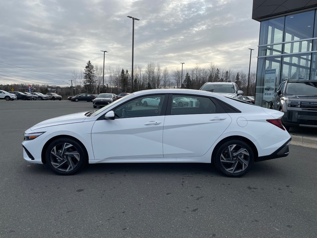 2025  Elantra Preferred IVT w/Tech Pkg in Bathurst, New Brunswick - 7 - w1024h768px