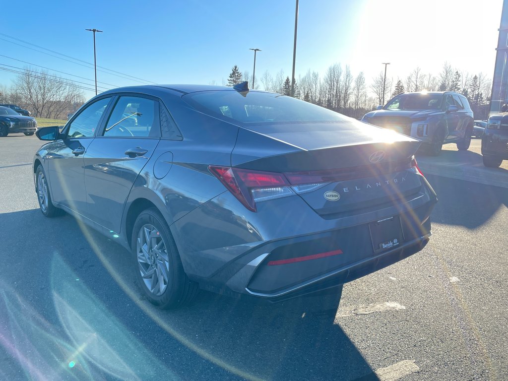 2025 Hyundai Elantra Preferred IVT in Bathurst, New Brunswick - 7 - w1024h768px