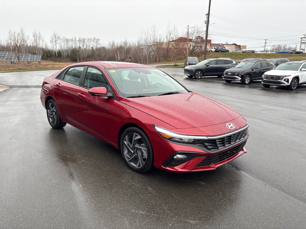 2025 Hyundai Elantra Preferred IVT w/Tech Pkg in Bathurst, New Brunswick - 3 - w1024h768px