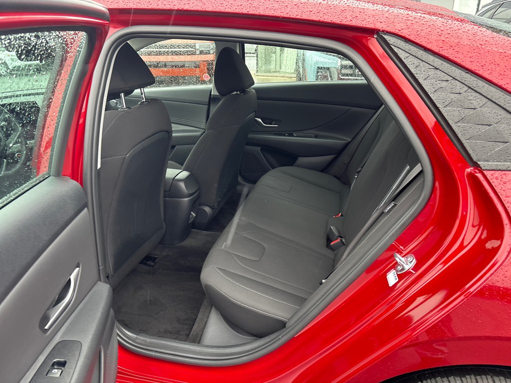 2025 Hyundai Elantra Preferred IVT w/Tech Pkg in Bathurst, New Brunswick - 8 - w1024h768px
