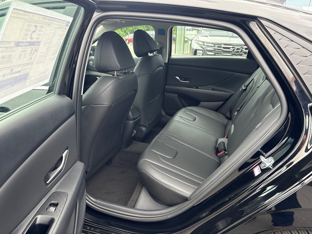 2025 Hyundai Elantra Luxury IVT in Bathurst, New Brunswick - 10 - w1024h768px