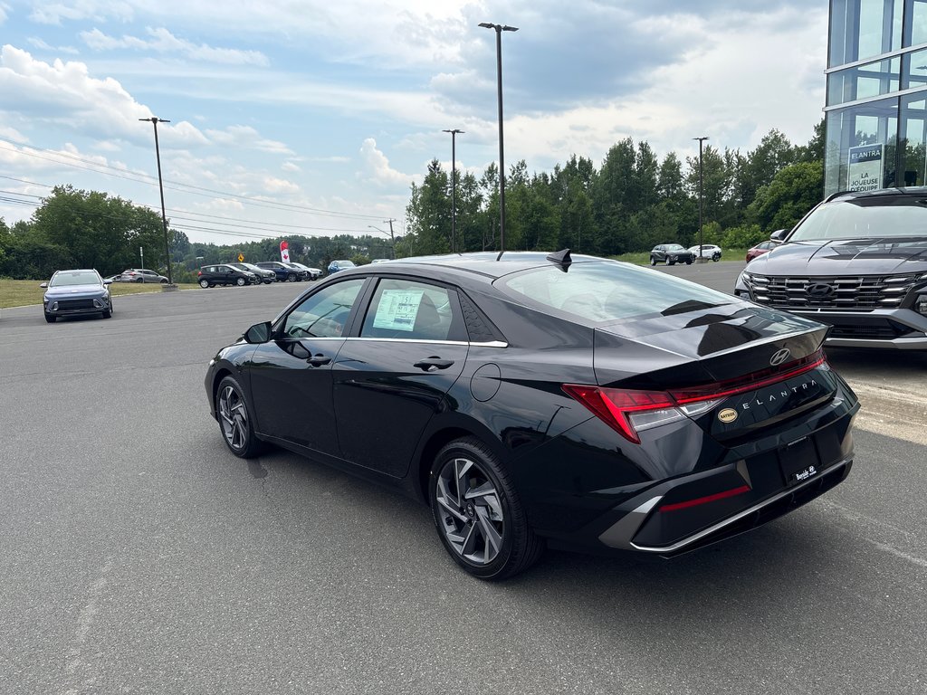 2025 Hyundai Elantra Luxury IVT in Bathurst, New Brunswick - 5 - w1024h768px