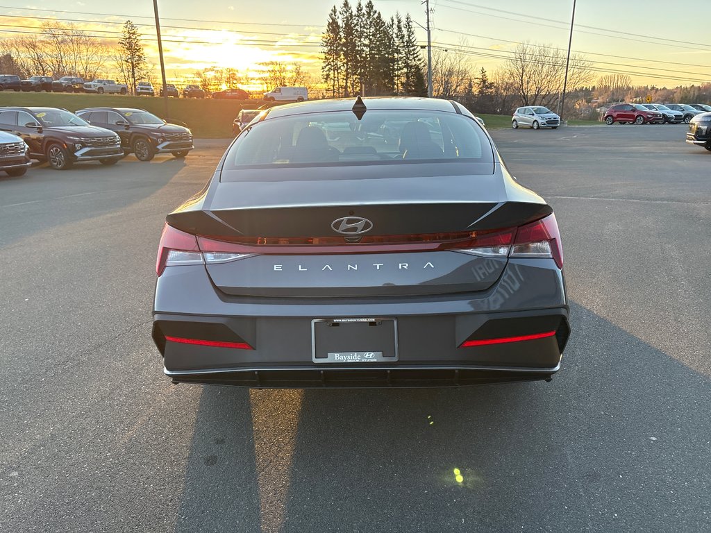 2026 Hyundai Elantra Essential IVT in Bathurst, New Brunswick - 7 - w1024h768px