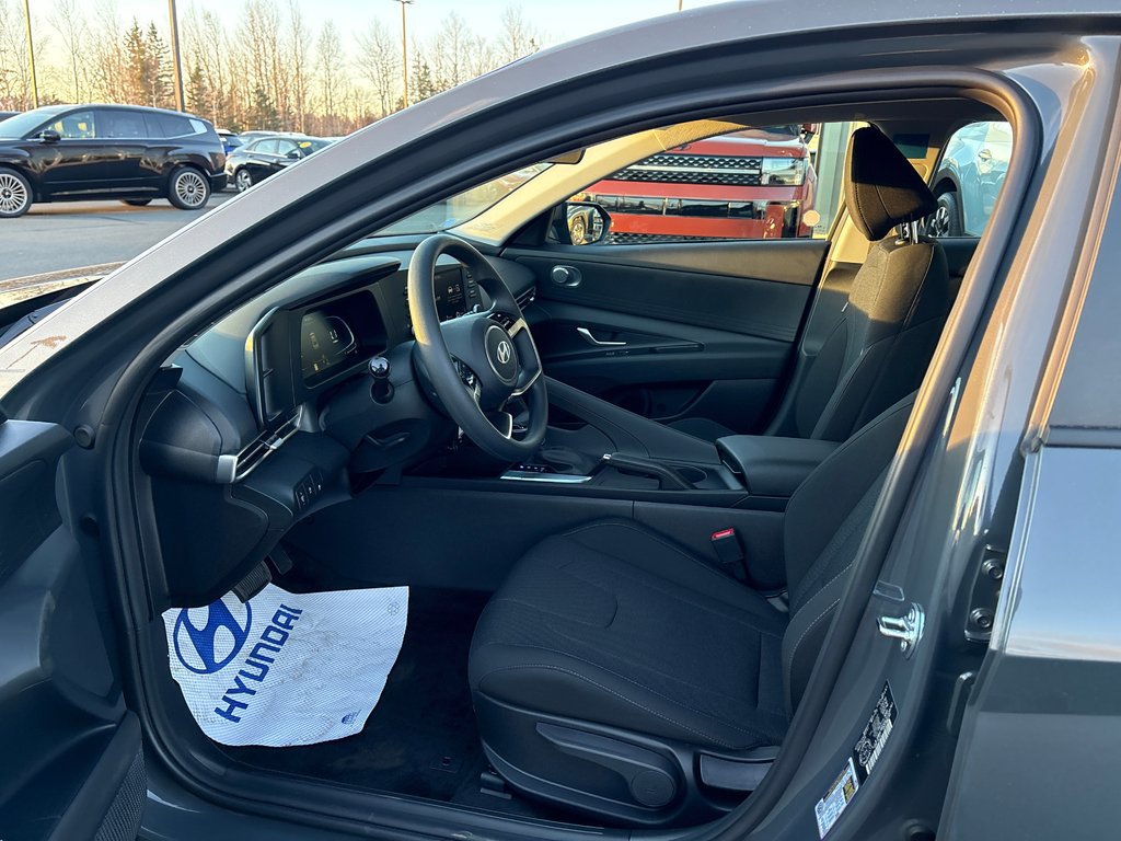 2026 Hyundai Elantra Essential IVT in Bathurst, New Brunswick - 9 - w1024h768px