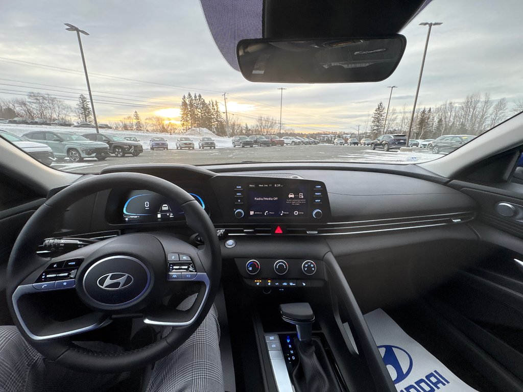 2026 Hyundai Elantra Preferred IVT in Bathurst, New Brunswick - 11 - w1024h768px