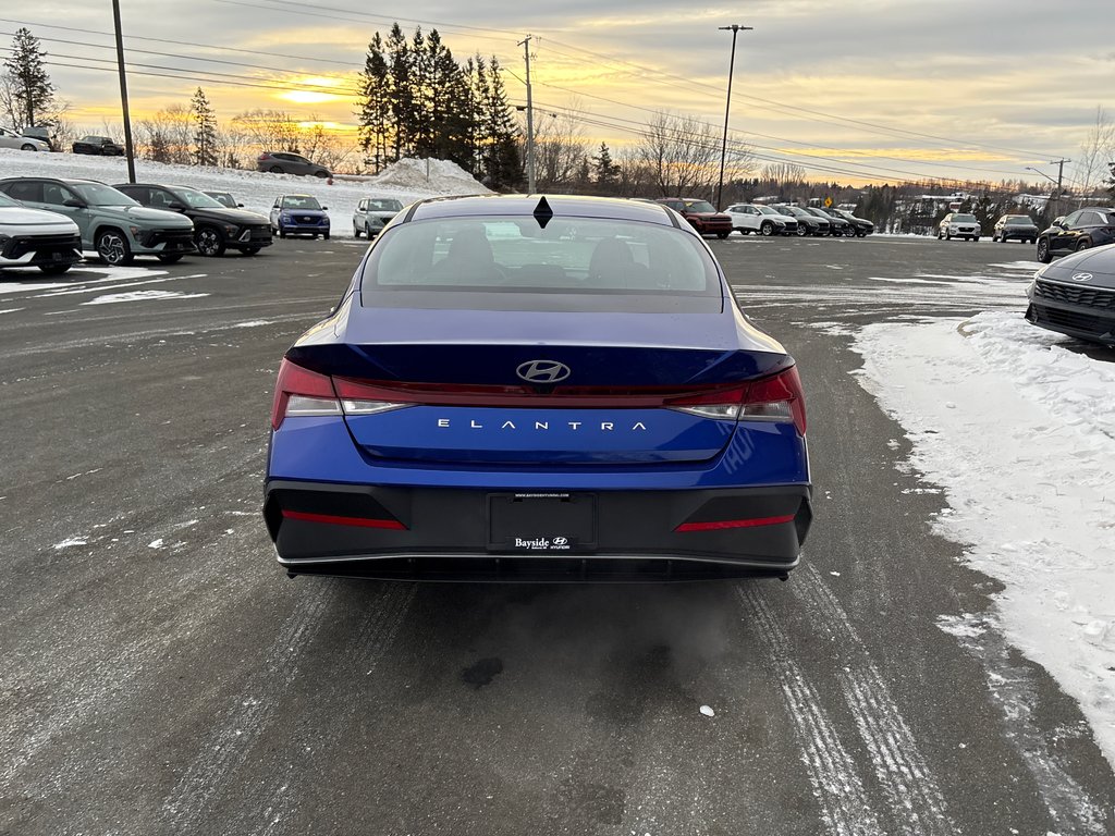 2026 Hyundai Elantra Preferred IVT in Bathurst, New Brunswick - 7 - w1024h768px