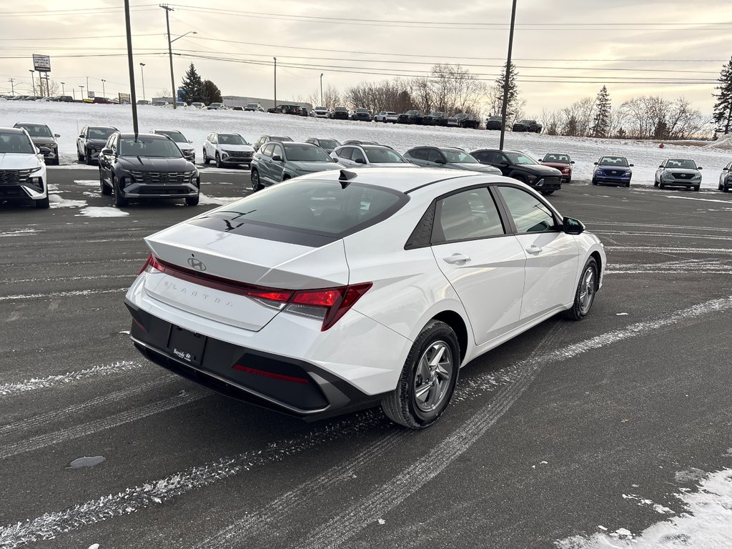 2026 Hyundai Elantra Essential IVT in Bathurst, New Brunswick - 4 - w1024h768px