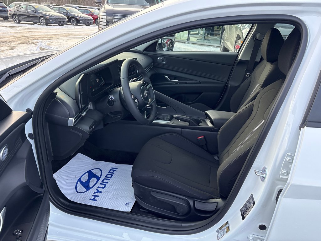 Hyundai Elantra Preferred IVT 2026 à Bathurst, Nouveau-Brunswick - 10 - w1024h768px